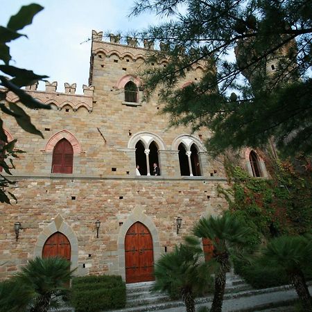 Villa Castello Il Borgia In Passignano Sul Trasimeno - Italy Esterno foto